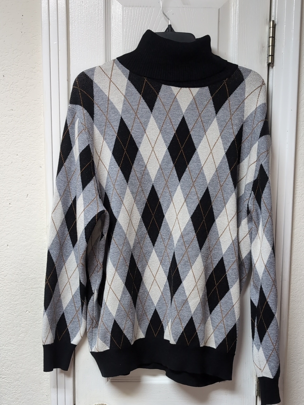 Men's Argyle Turtleneck Sweater - Black, Gray & Cream